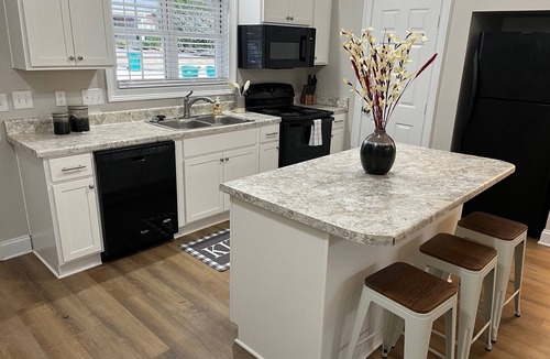 Auburn House | Big a s House; 4BR 4BA-games,golf,weddings