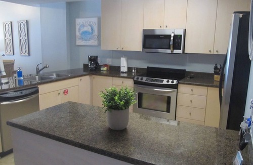 Biloxi Condo | BILOXI SEA BREEZE CONDO - ON the Beach - Short Walk to Great Restaurants!
