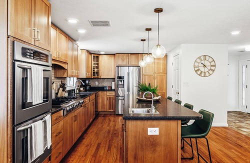 Suttons Bay House | Birch House | Sauna, Nursery + Pet-Friendly | Private Grand Traverse Bay Access