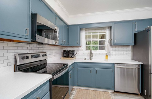Northport House | Blackberry Place- 3BR 2BA- Near UA- Fenced in yard