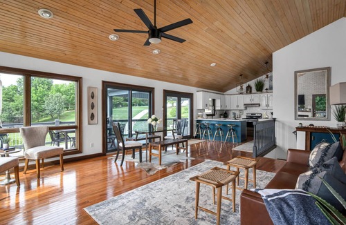 Winchester Cabin | Bliss Lakefront Retreat -Dock Beach Firepit Paddle Amazing Lake Sunset Views