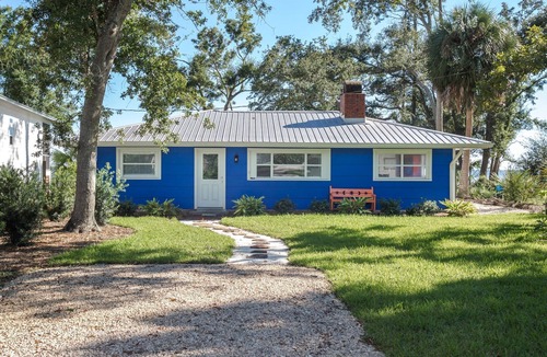 Apalachicola House | Blue Crab Cottage- 25% Summer Discount July-September 2026