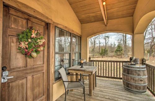Pittsburg Apartment | ‘Blue Jay Cottage' - Pittsburg Studio on Winery!