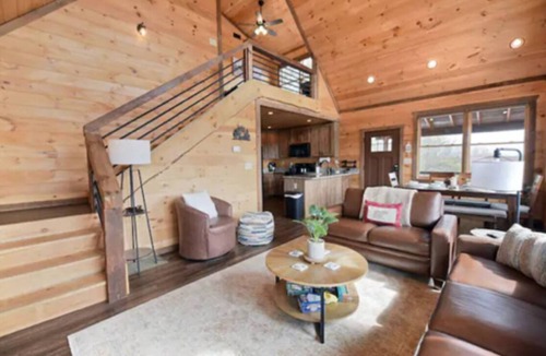 Blue Ridge Cabin | BLUE RIDGE BEST LOCATION Lazy K Cabin! AFFORDABLE LUXURY STUNNING VIEWS HOT TUB!