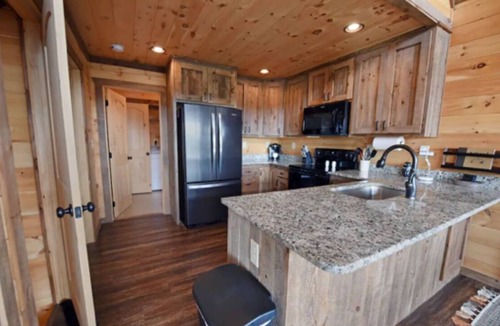 Blue Ridge Cabin | BLUE RIDGE BEST LOCATION Lazy K Cabin! AFFORDABLE LUXURY STUNNING VIEWS HOT TUB!