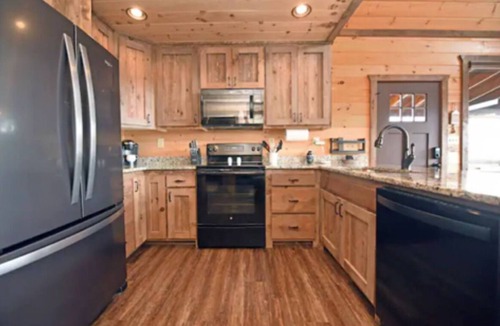 Blue Ridge Cabin | BLUE RIDGE BEST LOCATION Lazy K Cabin! AFFORDABLE LUXURY STUNNING VIEWS HOT TUB!