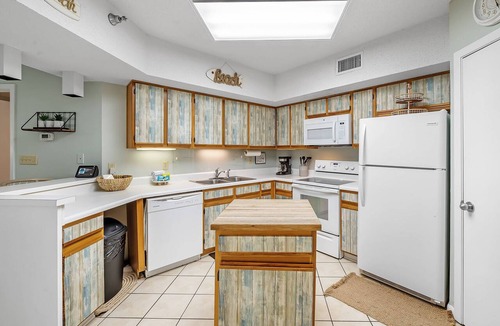 Orange Beach Condo | Bluewater 605 | Indoor/Outdoor/Kiddie Pools + Hot Tub & Fitness