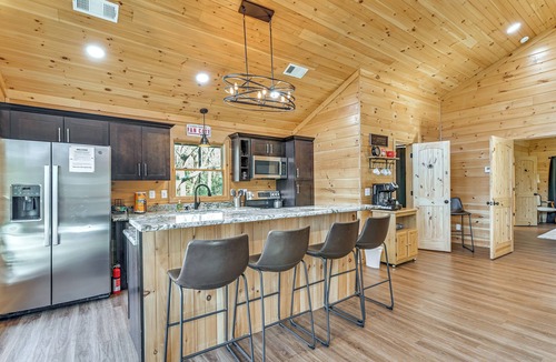 Northport Cabin | Boat & Relax! Wooded Northport Home on 60 Acres