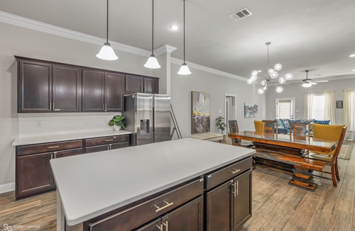 Shreveport House | Boho Retreat! Home away from Home! Tv in Each Room