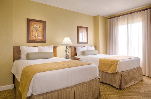 Lake Buena Vista Resort | Bonnet creek is a resort inside the Disney property itself. Beautiful resort!