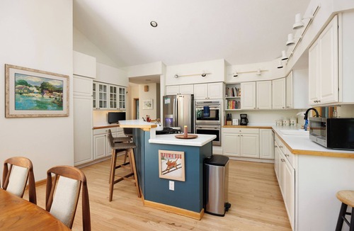 Suttons Bay House | BOOK YOUR SUMMER 2026/2027 UP-NORTH RETREAT NOW