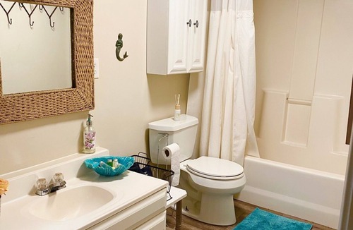 Loxley House | Boutique resort, couples, hot tub/pool/guest house