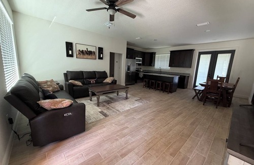 Fellowship House | Brand New 3/2.5 on 4 Acres quiet horse community Close to WEC, Springs & Disney