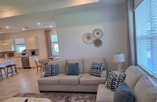 Ocala House | Brand New Never Lived In Heart of Ocala area