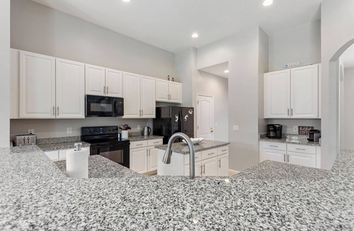 Loughman Cottage | Breathe Easy at Solterra Resort by Shine Villas 706