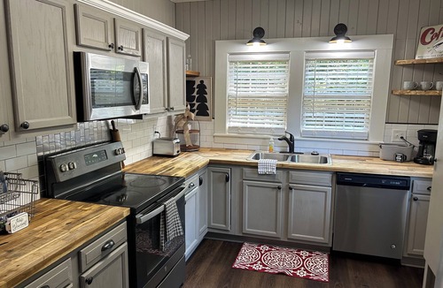 Brewton Cottage | Brewton Girl Scout Hut - no cleaning fee
