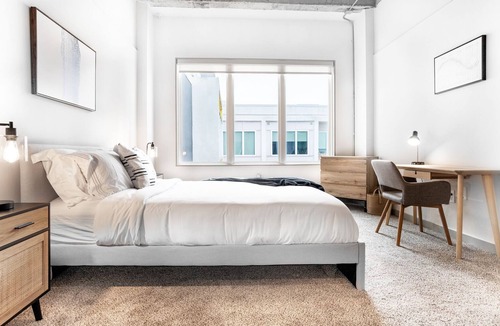 SoNo Apartment | Bright 2 Bed apartment located in SoNo neighborhood