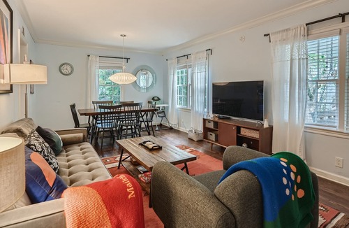 East Side House | Bright & Colorful 3 Bedroom in East Atlanta Village!