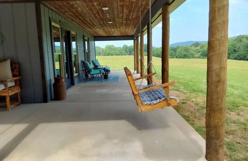 Caddo Gap Cabin | Bucks Ridge Cabin on the South Fork Creek of the Caddo River