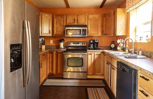 Vendor House | Buffalo River Misty Creek Lodge
