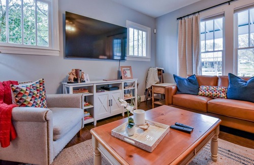 Tuscaloosa House | Bungalow on Fifth - Book Now!
