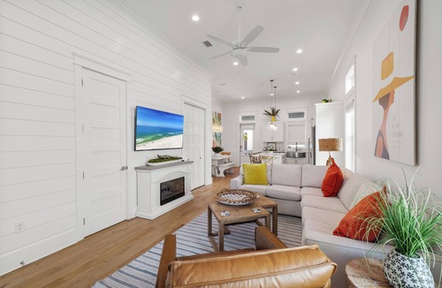 Orange Beach Cottage | BVR 44 - Sweet Home Alabama by Liquid Life