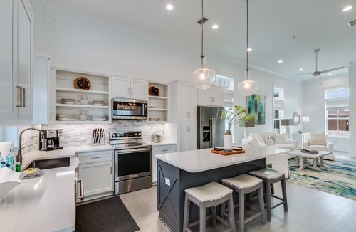 Orange Beach Cottage | BVR 62 - LaLa Land by Liquid Life