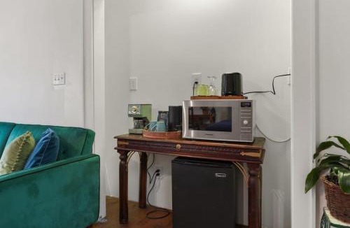 New Orleans Apartment | Bywater Hideaway perfect for 2