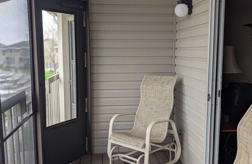Oak Harbor Condo | C&D REST-A-WHILE Book 2 Nights 3rd Is Free 9-1-26 to 9-27-26 Stays Only