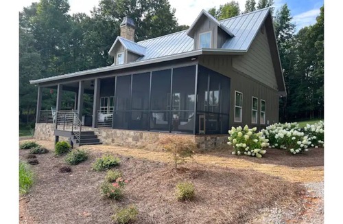 Cottondale Cottage | Cabin,Lake,Resort,Tuscaloosa,Pappy's Place