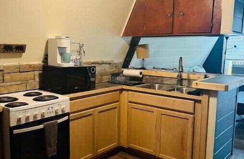 Altoona House | Cabin Retreat near Alexander Springs & Silver Glen