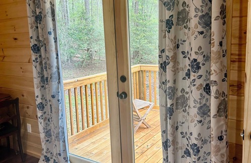 Northport Cabin | Cabin sitting on 60 acres, minutes from Bryant Denny Stadium