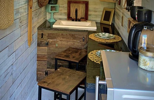 Baldwin Park Cabin | California King Bed with a Lakefront View