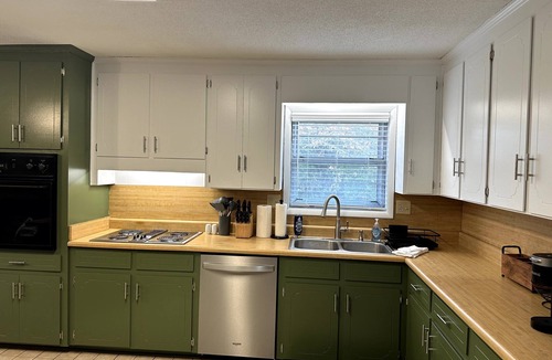 Dothan House | Cameron Cottage in Dothan. 3 Bedroom 2 Bath.