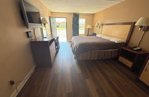 Camilla Hotel | Camilla Inn & Suites