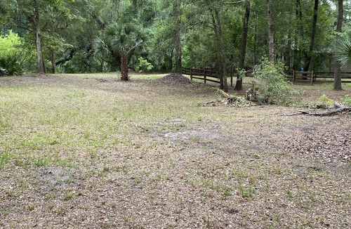 Dowling Park RV Rental | Campsite is locate on the suwannee river. Has power, water and RV hook up!