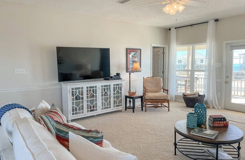 Silver Cay House | Canal Front home with POOL