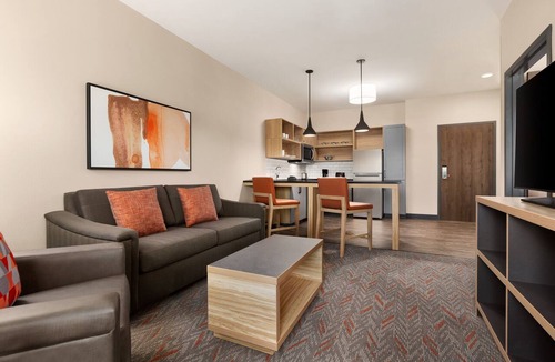 Bessemer Hotel | Candlewood Suites Bessemer - Birmingham SW by IHG