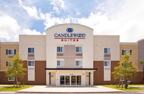 Arlington Hotel | Candlewood Suites Jacksonville East Merril Road, an Ihg Hotel