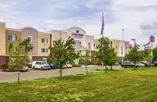 Arlington Hotel | Candlewood Suites Jacksonville East Merril Road, an Ihg Hotel