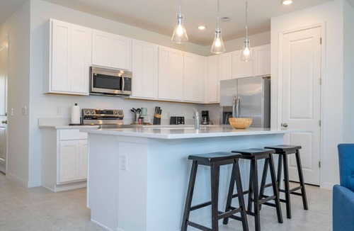 Davenport House | Captivating Family House - Resort Access