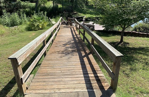 Eatonton House | Carey’s Cove on Lake Sinclair