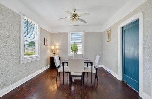 Jefferson House | Center of NOLA Loft - walk to Ochsner