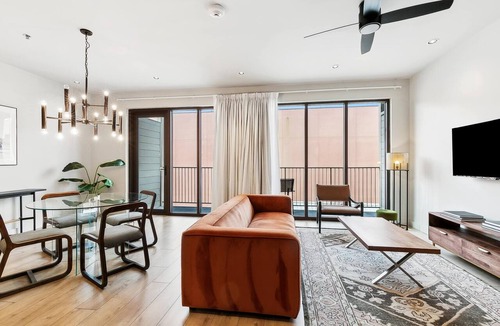 Central Business District Apartment | Central 1BR Apartment in CBD w/Balcony