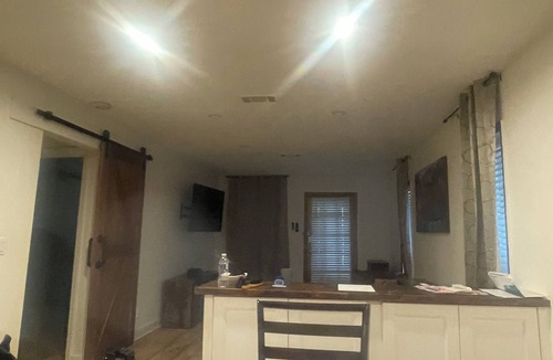 Atlanta Apartment | Chamblee Station Luxury Suite , Direct MARTA to Mercedes-Benz