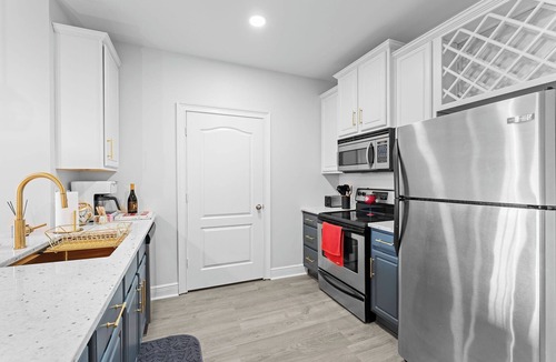 Tuscaloosa Condo | Champions Retreat | Sleeps 7 | Near Bryant-Denny