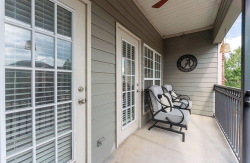 Tuscaloosa Condo | Champions Retreat | Sleeps 7 | Near Bryant-Denny