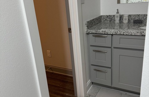 Denham Springs Condo | Charming 2-bedroom condo