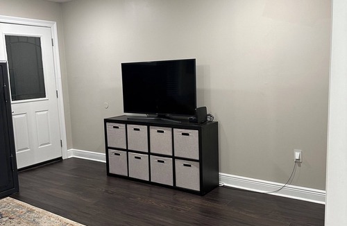 Petal House | Charming 2-bedroom house in Petal with WiFi and AC