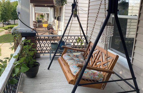 Grand Rapids House | Charming 2-bedroom house in amazing Grand Rapids with AC